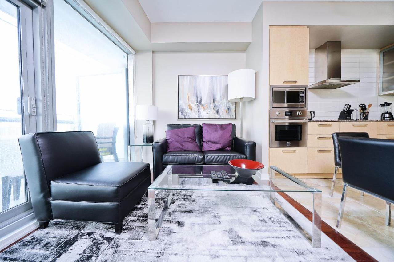 The York Boutique Suites Toronto Bagian luar foto